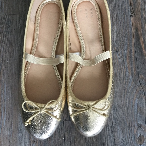 A New Day- Gold Metallic Ballerina Flats - Picture 1 of 3